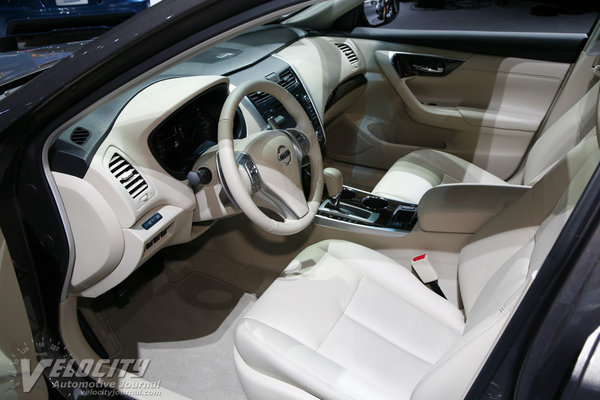 2013 Nissan Altima Interior