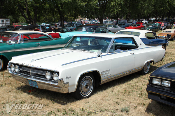 1964 Oldsmobile Starfire 2d coupe