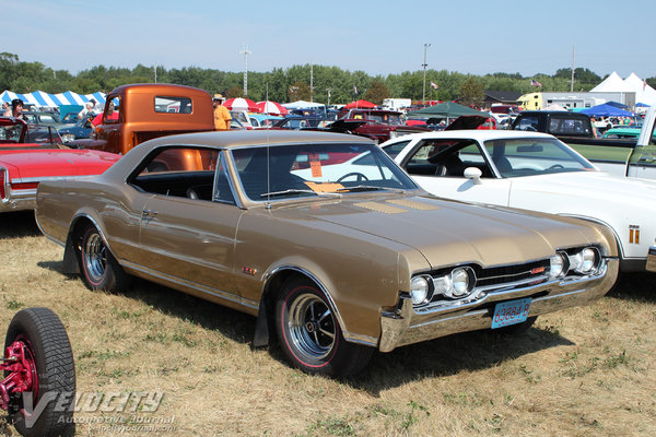 1967 Oldsmobile 4-4-2