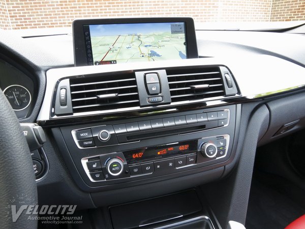 2012 BMW 3-Series 335i sedan Instrumentation