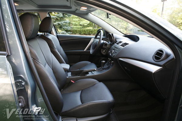 2012.5 Mazda MAZDA3 Grand Touring 5-door Interior