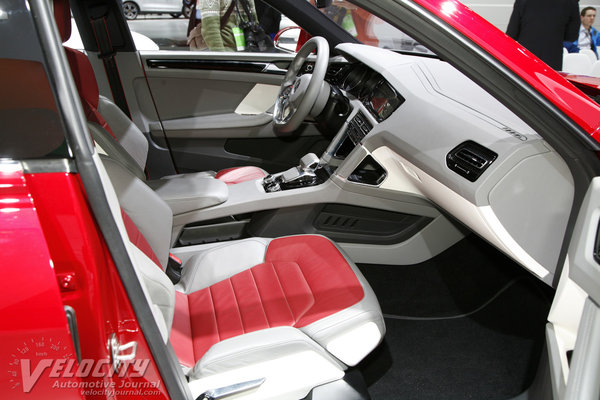2012 Volkswagen Cross Coupe Interior
