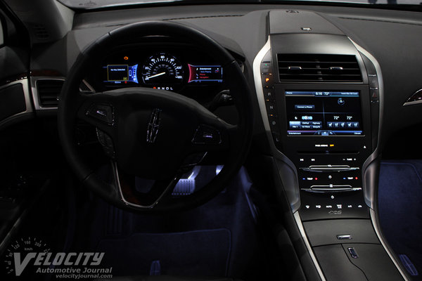 2013 Lincoln MKZ Hybrid Instrumentation