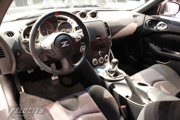 2014 Nissan 370Z Nismo Interior