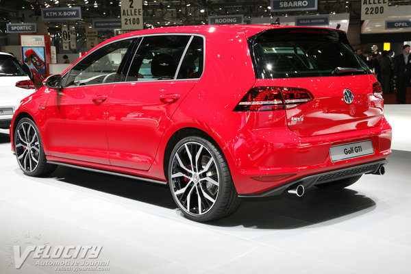 2014 Volkswagen Golf GTI 5d