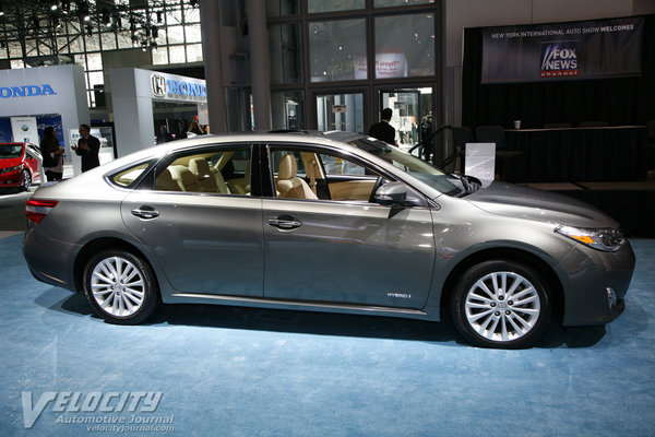 2013 Toyota Avalon Hybrid