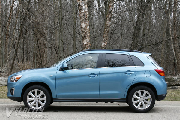 2013 Mitsubishi Outlander Sport SE