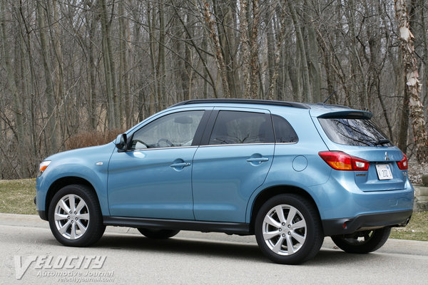 2013 Mitsubishi Outlander Sport SE