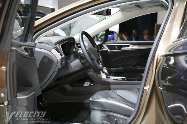 2013 Ford Mondeo Vignale Wagon Interior
