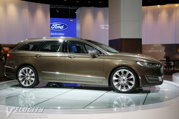 2013 Ford Mondeo Vignale Wagon