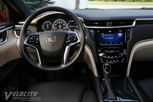 2013 Cadillac XTS 4 Platinum Instrumentation