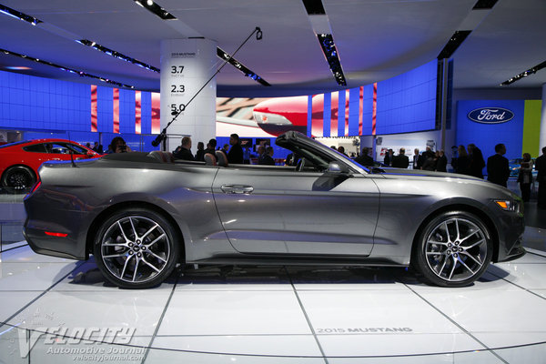 2015 Ford Mustang convertible