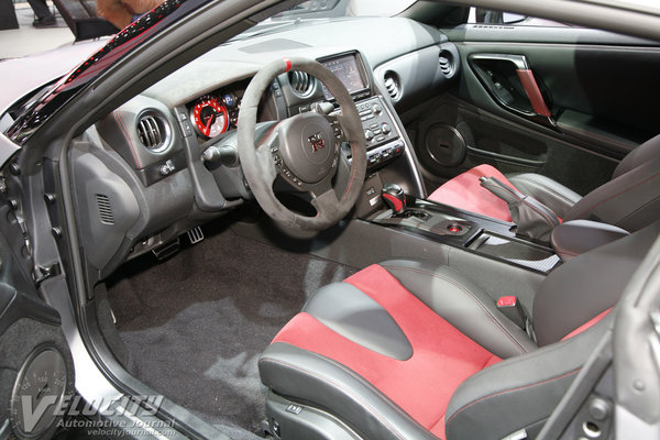 2015 Nissan GT-R Interior