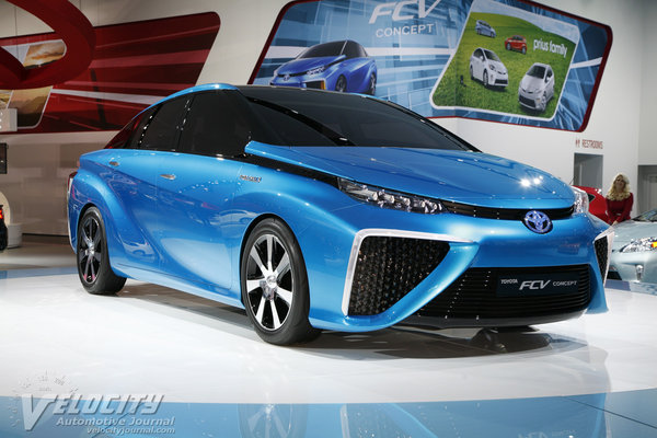 2013 Toyota FCV (Fuel Cell Vehicle)