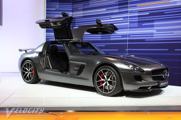 2015 Mercedes-Benz SLS AMG GT Coupe