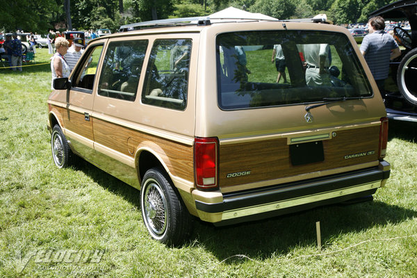 1984 Dodge Caravan