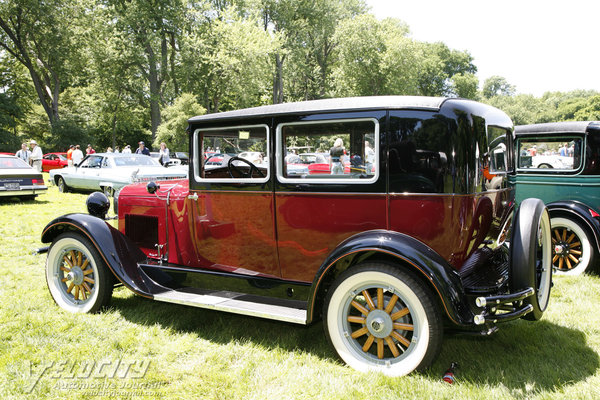1928 Essex 2d coach