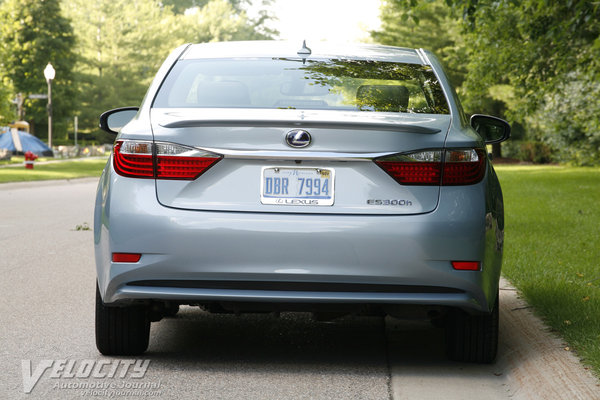 2014 Lexus ES 300h