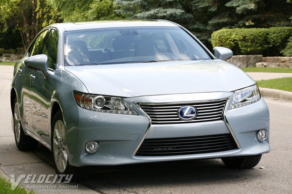 2014 Lexus ES 300h