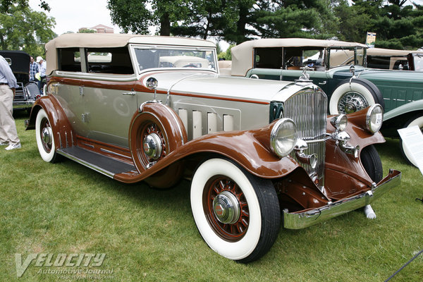 1932 Pierce-Arrow Convertible Sedan