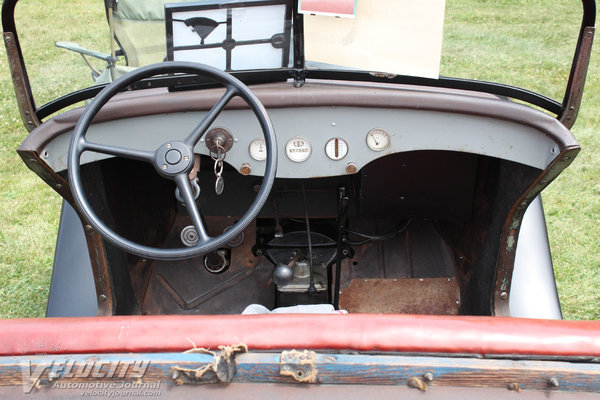 1934 American Austin Roadster (custom) Interior