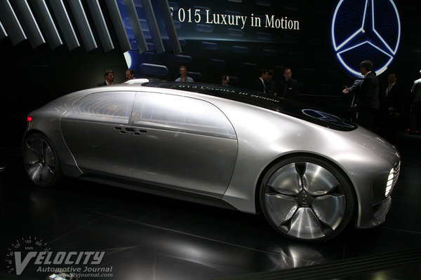 2015 Mercedes-Benz F 015 Luxury in Motion