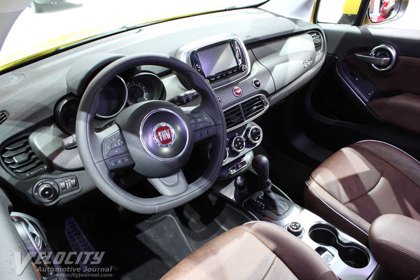 2016 Fiat 500 X Interior