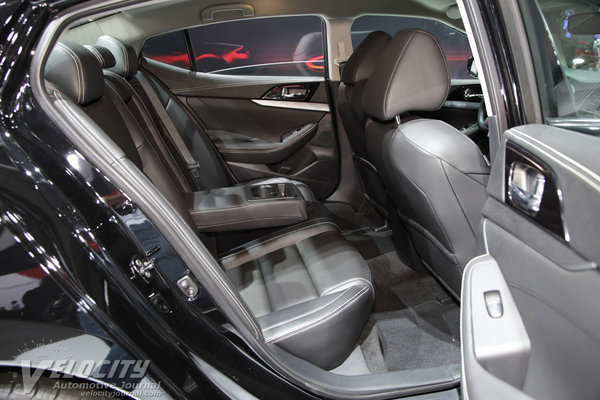 2016 Nissan Maxima Interior