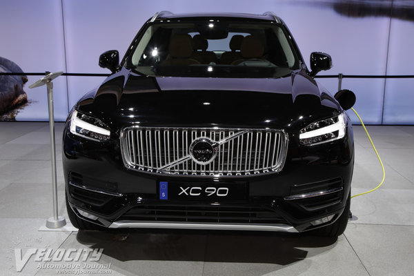 2016 Volvo XC90 Plug-In Hybrid