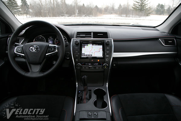 2015 Toyota Camry XSE Interior