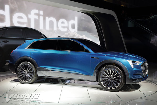 2015 Audi e-tron quattro