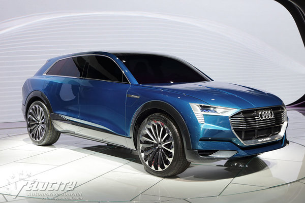 2015 Audi e-tron quattro