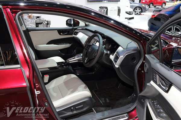 2016 Honda Clarity Fuel Cell Interior