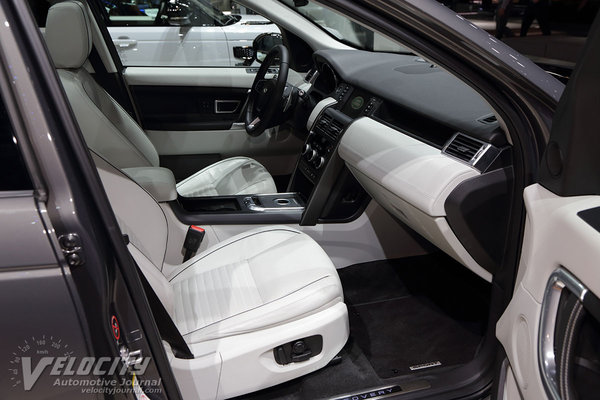 2016 Land Rover Discovery Sport Interior