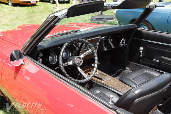 1968 Pontiac Firebird convertible Interior