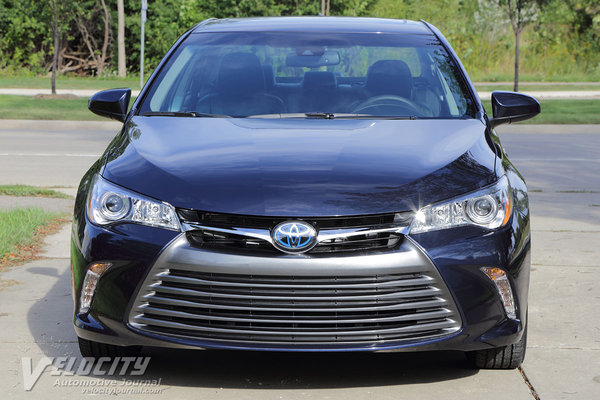 2016 Toyota Camry XLE Hybrid