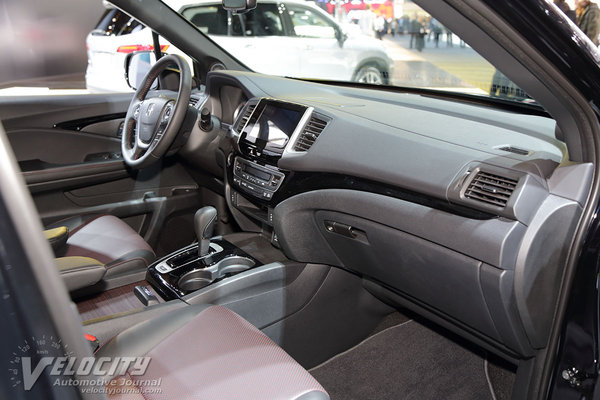 2017 Honda Ridgeline Interior