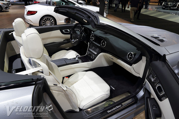 2017 Mercedes-Benz SL-Class Interior