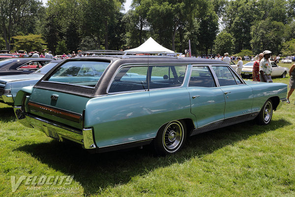 1966 Pontiac Bonneville wagon