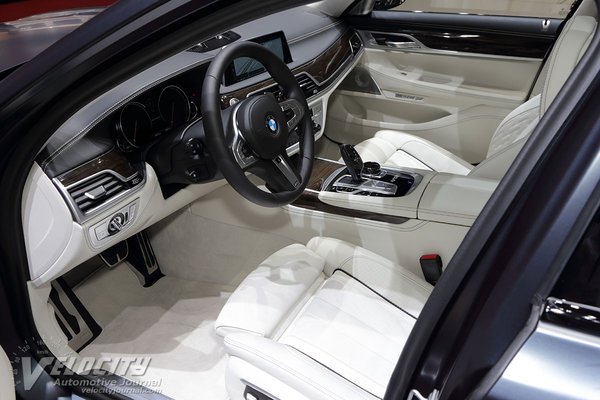 2017 BMW 7-Series Interior