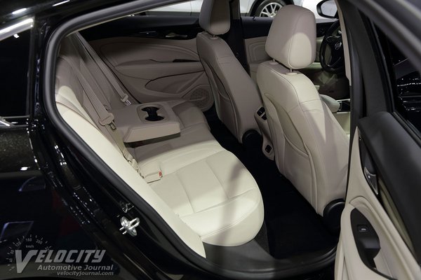 2018 Buick Regal Sportback Interior