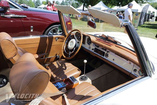 1964 Mercedes-Benz 230SL Interior