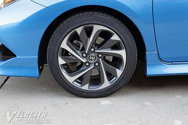 2017 Toyota Corolla iM Wheel