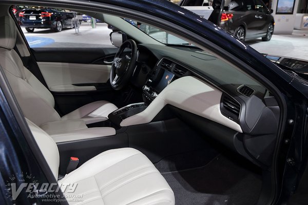 2019 Honda Insight Interior