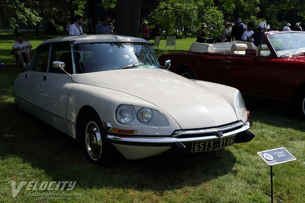 1972 Citroen DS sedan