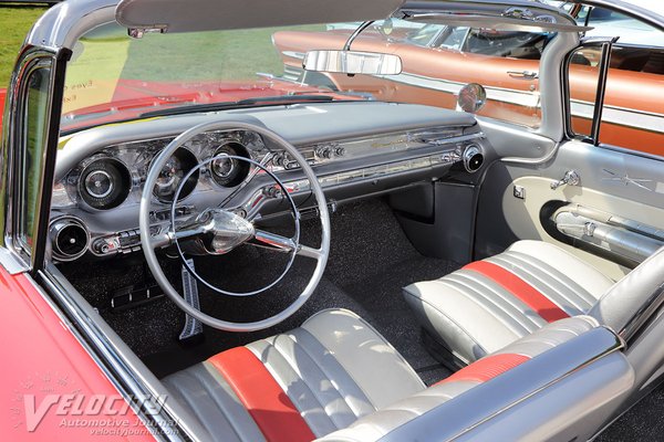 1959 Pontiac Bonneville convertible Interior