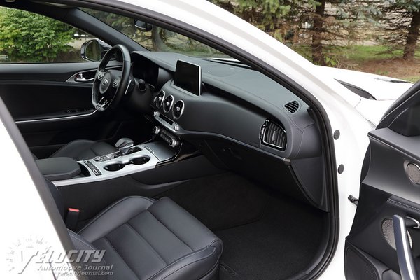 2018 Kia Stinger Interior