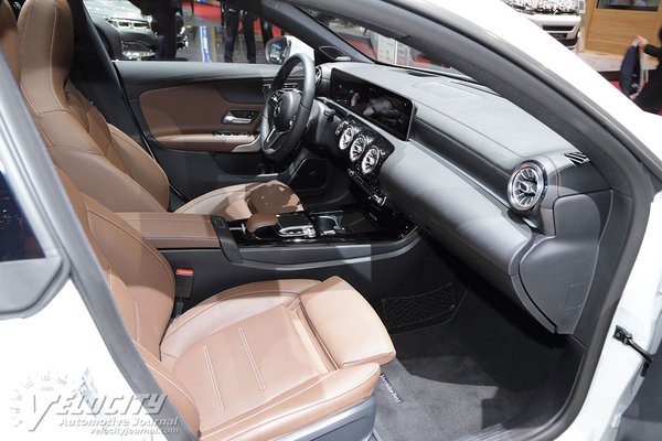 2020 Mercedes-Benz CLA-Class Shooting Brake Interior