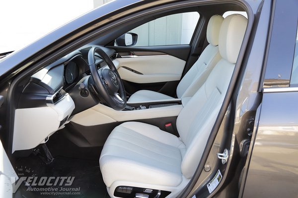 2018 Mazda Mazda6 Signature Interior