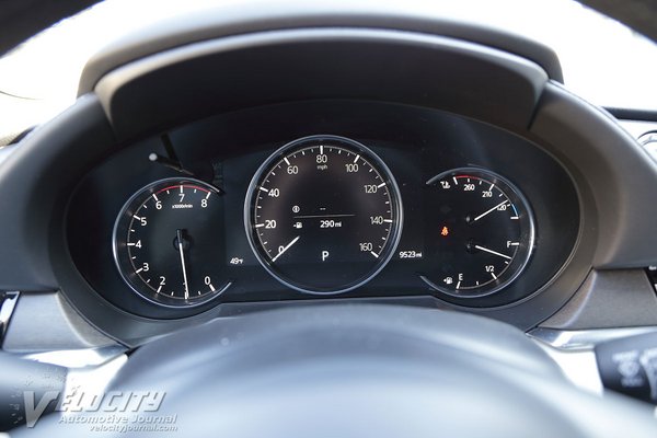 2018 Mazda Mazda6 Signature Instrumentation
